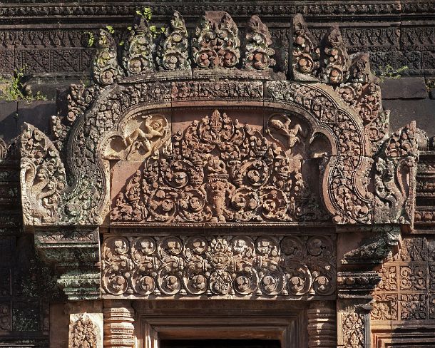 sm_banteisreigN1400 Pediment depicting Kubera, God of wealth, appearing in his capacity as guardian of the North, above Rahu devouring an elephant, Northern door of the mandapa...