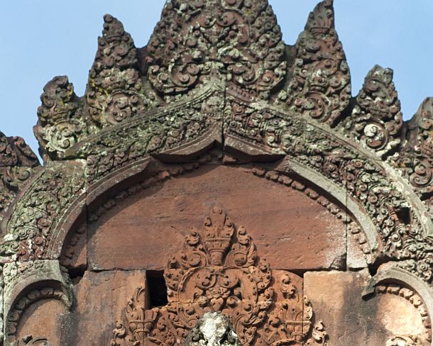 sm_banteisreigN1408 Detail of North-East fire shrine, Banteay Srei temple, Citadel of the Women, Angkor, Cambodia