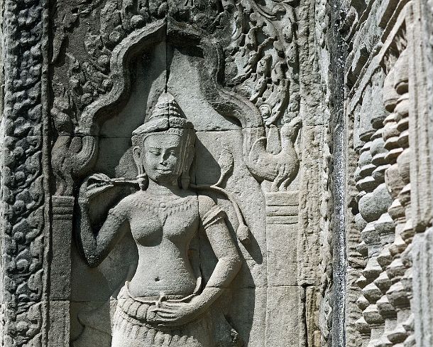 smpreakhanN1464 Bas-relief of a Devata, a female divinity and guardian, Preah Khan temple, built by King Jayavarman in 12th century, Angkor, Cambodia