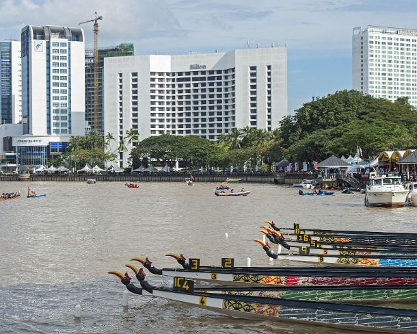 smn3N Asian longboats at Kuching Waterfront at Sarawak river, Kuching, Sarawak, Borneo, Malaysia