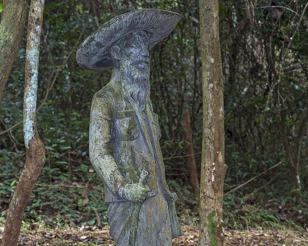 smLuangPN1553 Statue at the grave site of Henri Mouhout, a French naturalist and explorer of the 19th century, who died during an expedition at river Nam Khan nearby Luang...