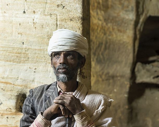 smgva_ET_x1803_g Orthodox priest of the rock-hewn church Abuna Gebre Mikae at Koraro, Gheralta, Tigray, Ethiopia