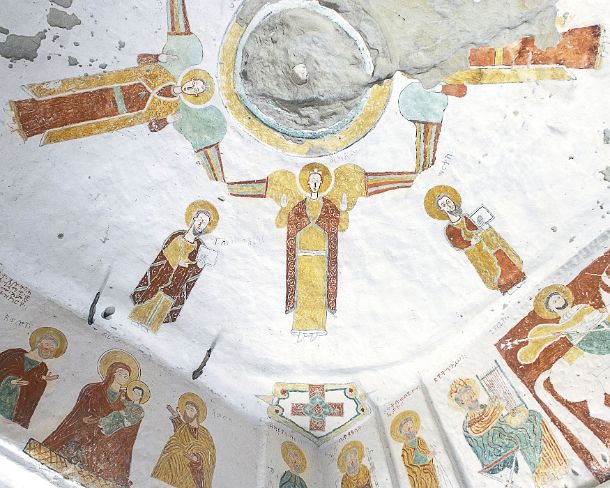 smgva_ET_x2137_g Ceiling depicting a circle Archangels and Evangelists, f resco in the orthodox rock-hewn church Daniel Qorqor, Gheralta region, Tigray, Ethiopia